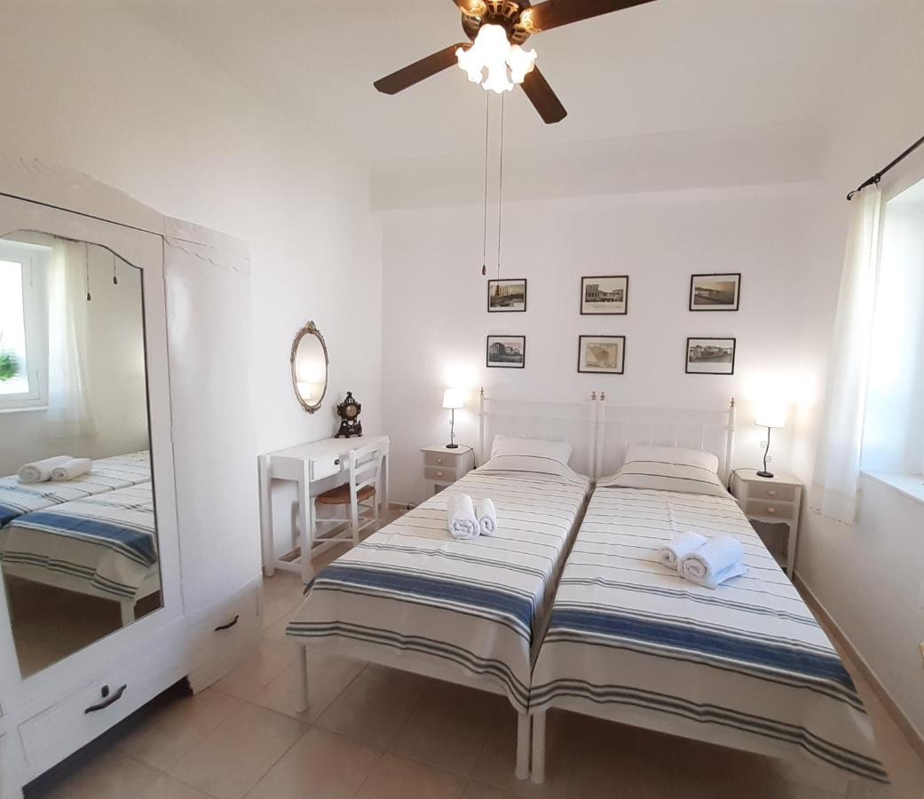 Dapia Holiday Home Spetses Town Exterior photo